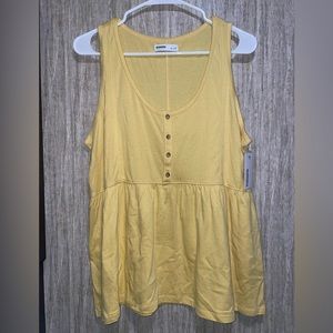 NWT Women’s Large Yellow Sonoma Button Utility Peplum Tank